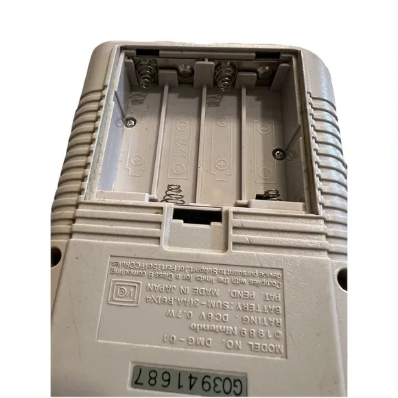 Nintendo Gameboy‎ 1989 DMG-01 - NOT WORKING - For Parts - Picture 4 of 5